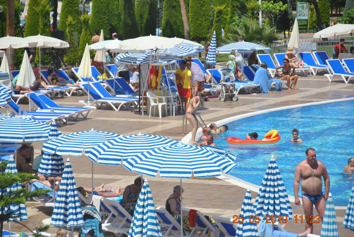 imagini hotel LONICERA RESORT